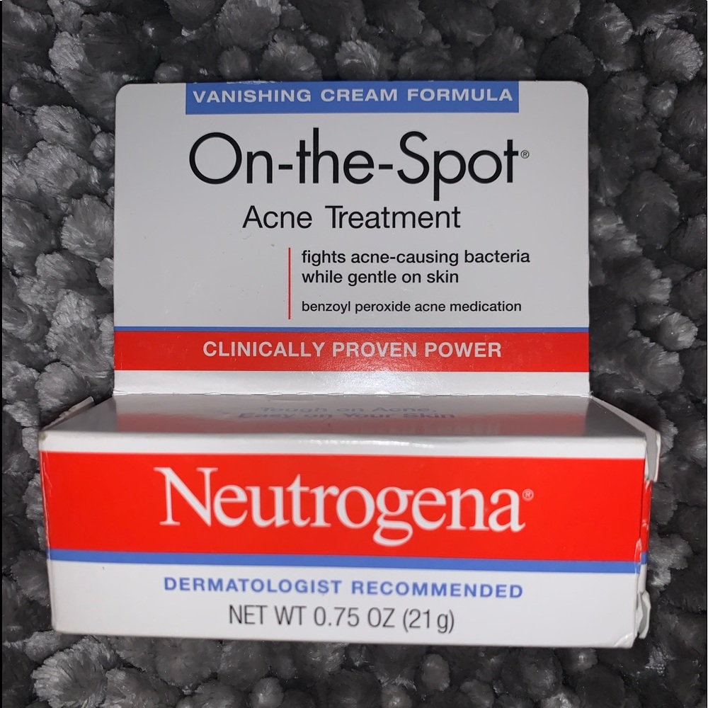 Neutrogena On-The-Spot Acne Treatment